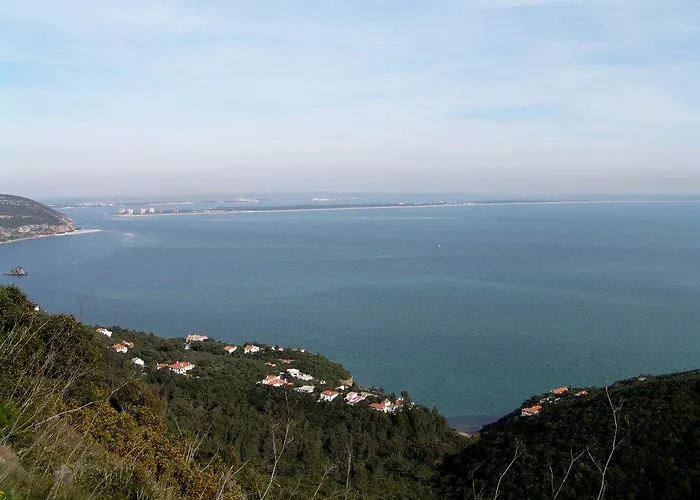 Semesterbostad Casa Do Farol Da Arrabida