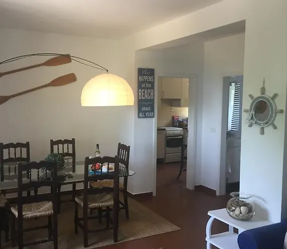 Semesterbostad Casa Do Farol Da Arrabida