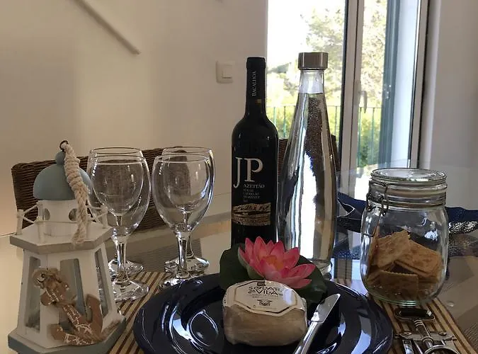 Semesterbostad Casa Do Farol Da Arrabida *